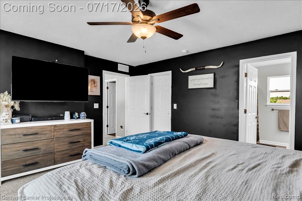 417 Constitution Avenue Property Photo 18