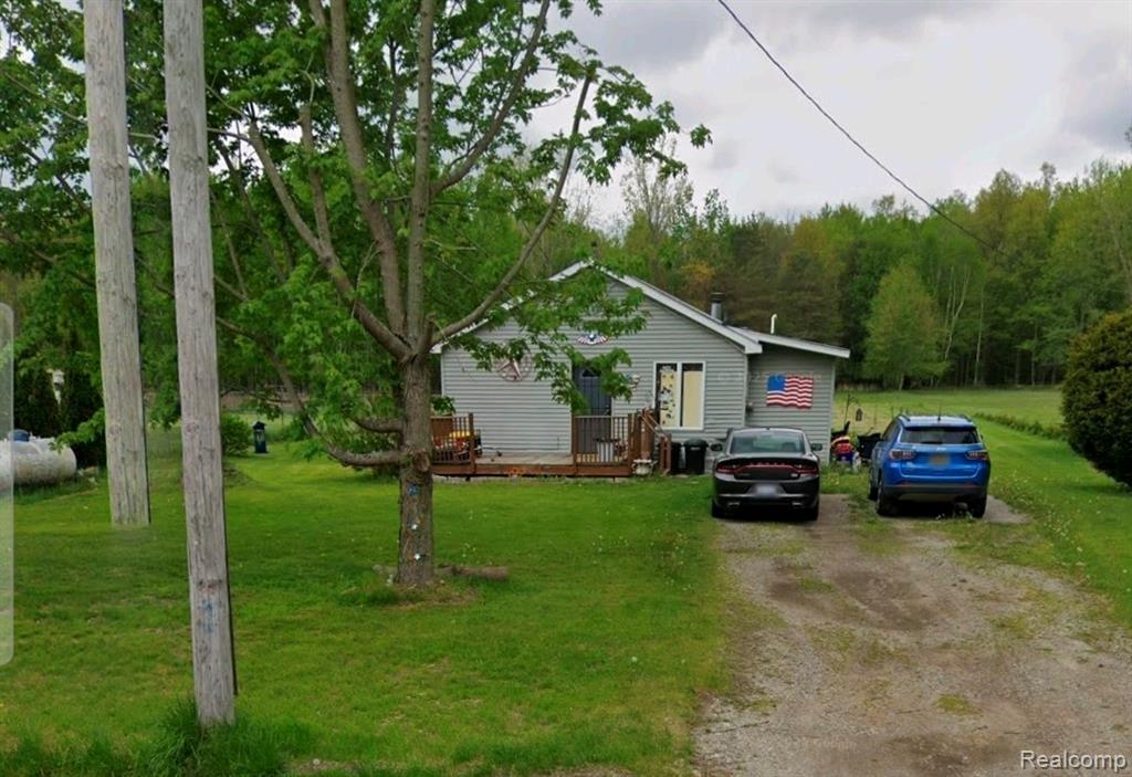 5008 W Burt Road Property Photo 1