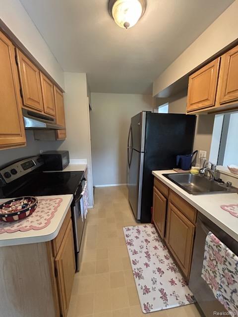 35138 N Bay Circle Property Photo 7