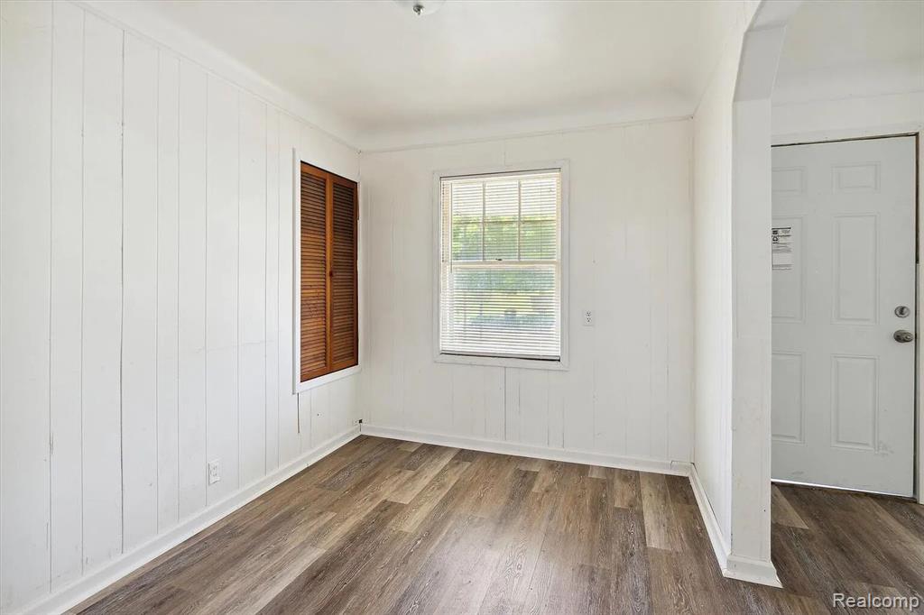 19400 Harlow Street Property Photo 7