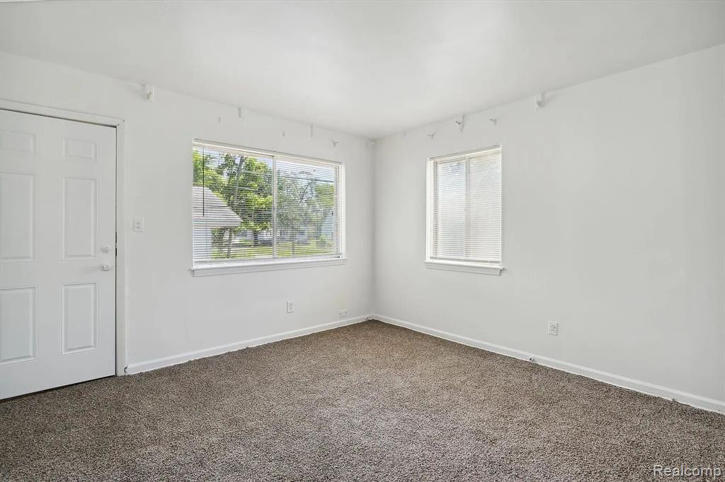 19400 Harlow Street Property Photo 18