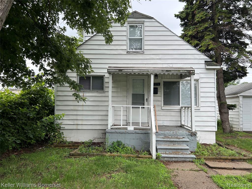 11376 Rivard Avenue Property Photo 1