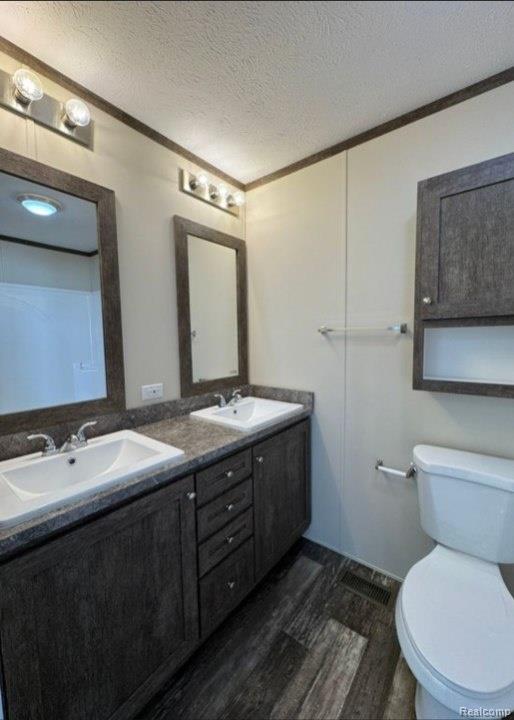 40 Sparrow Hill Property Photo 12