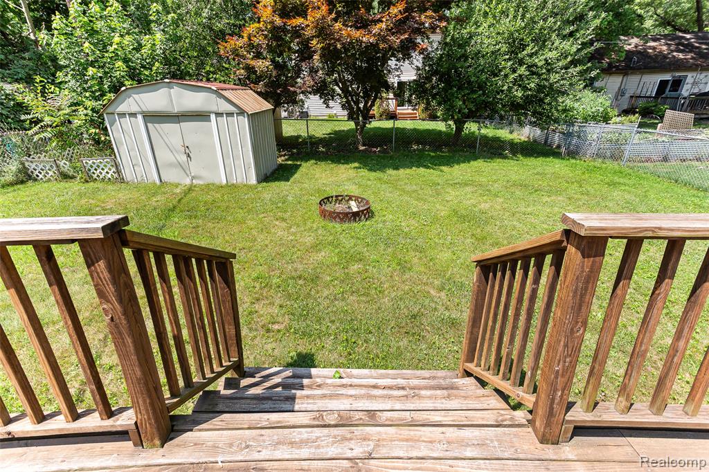3322 Royal Boulevard Property Photo 30