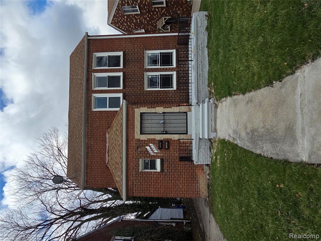 5921 Balfour Road Property Photo 1