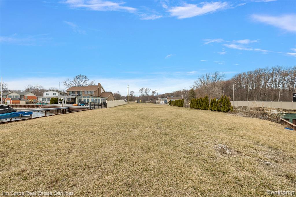 37340 Jefferson Avenue Property Photo 17