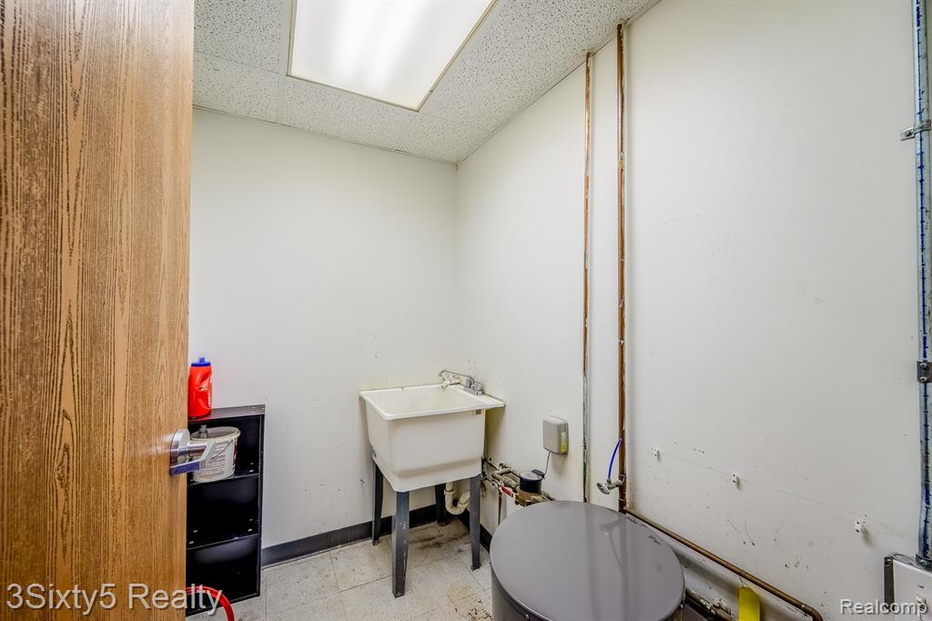 2235 West Rd. Property Photo 21