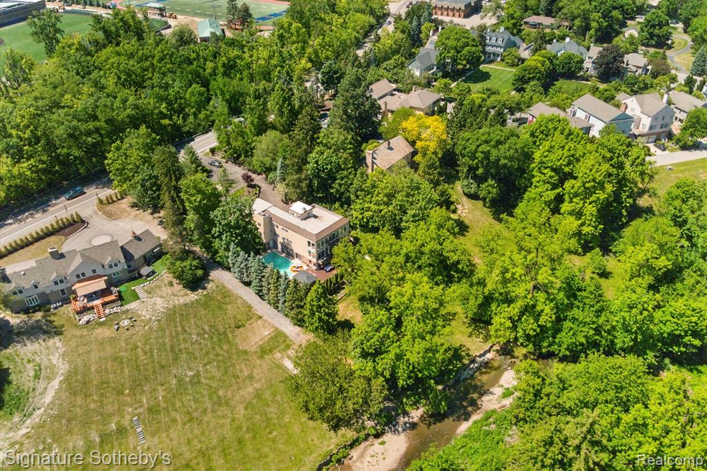 30650 Lahser Road Property Photo 82