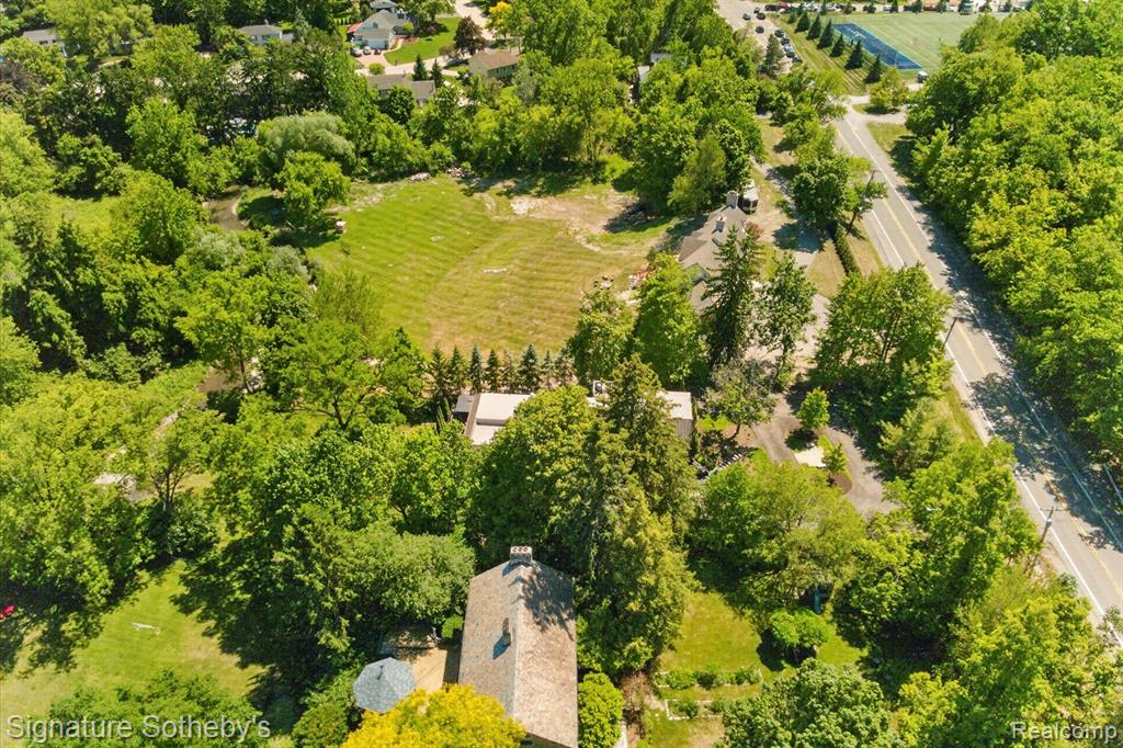 30650 Lahser Road Property Photo 88