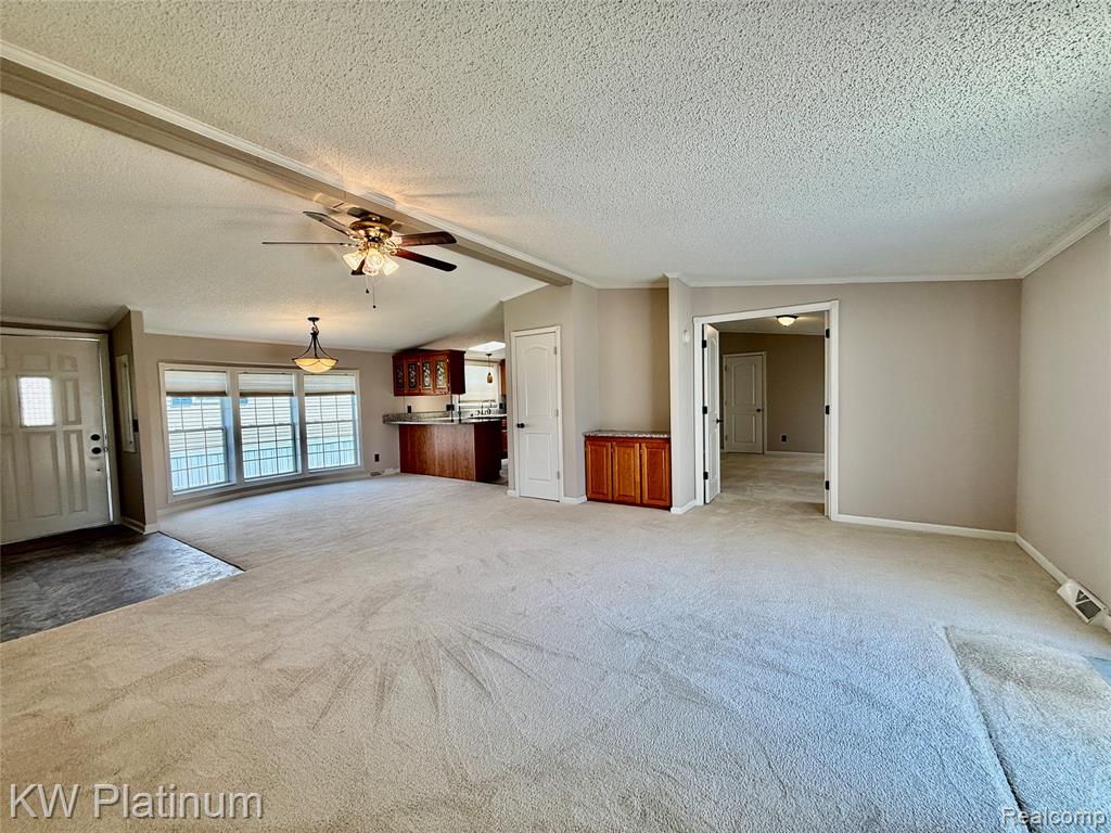 1201 Orchard Lane Property Photo 5