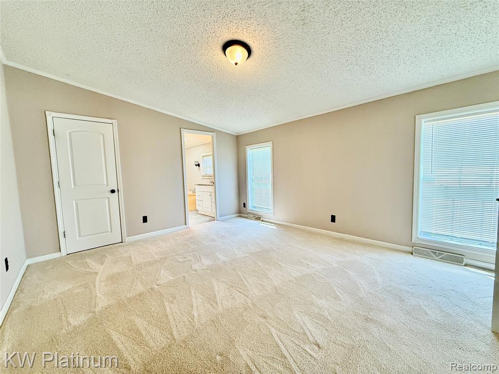 1201 Orchard Lane Property Photo 10