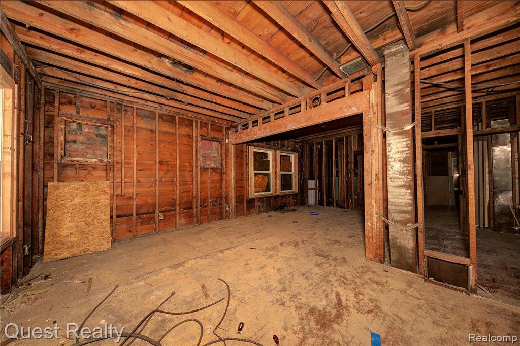 18659 Goulburn Street Property Photo 5