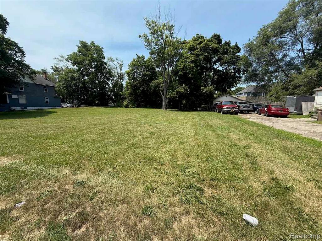 353 N Perry Street Property Photo 2