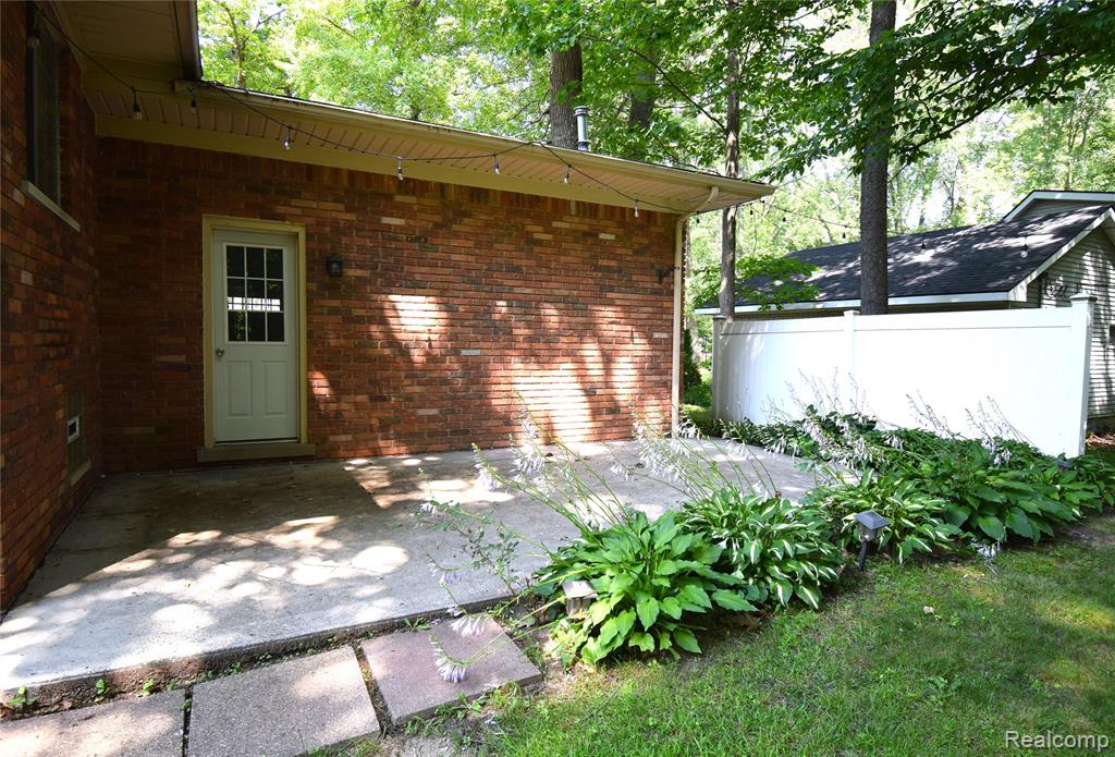53620 Odilon Avenue Property Photo 18