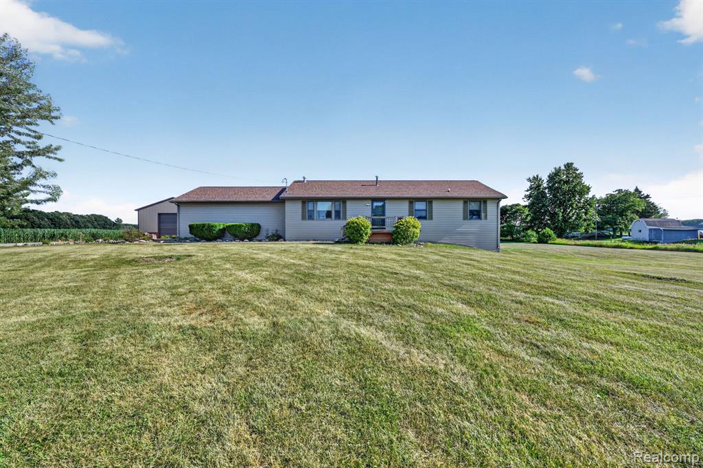 9889 Ditch Road Property Photo 7
