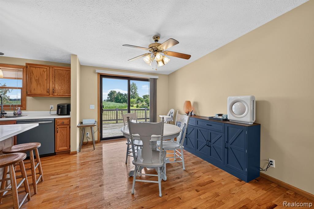 9889 Ditch Road Property Photo 19