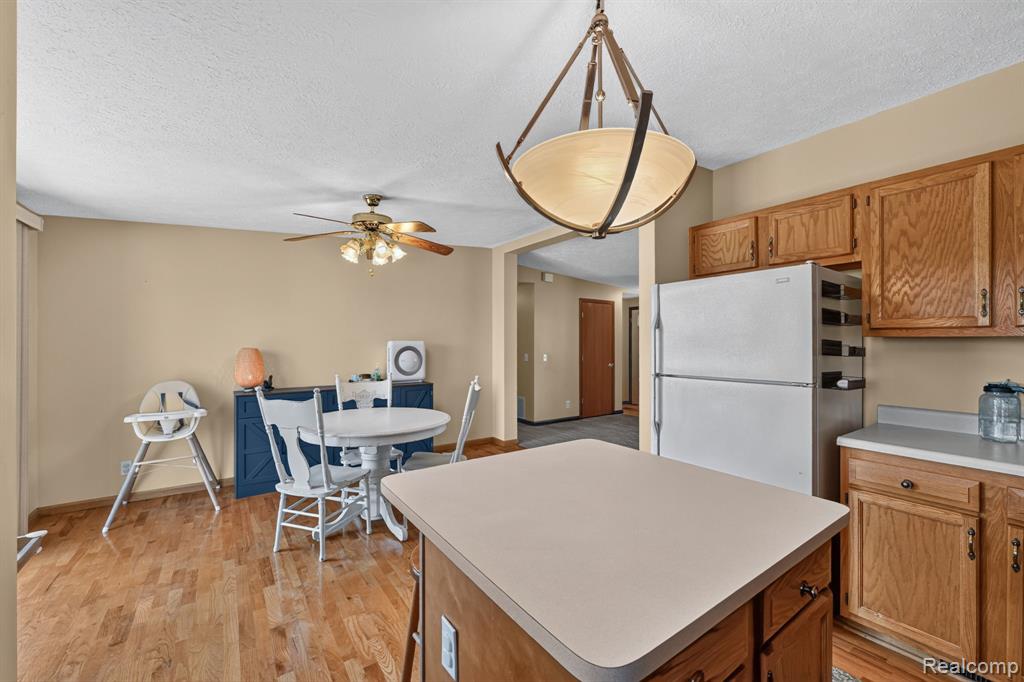 9889 Ditch Road Property Photo 26