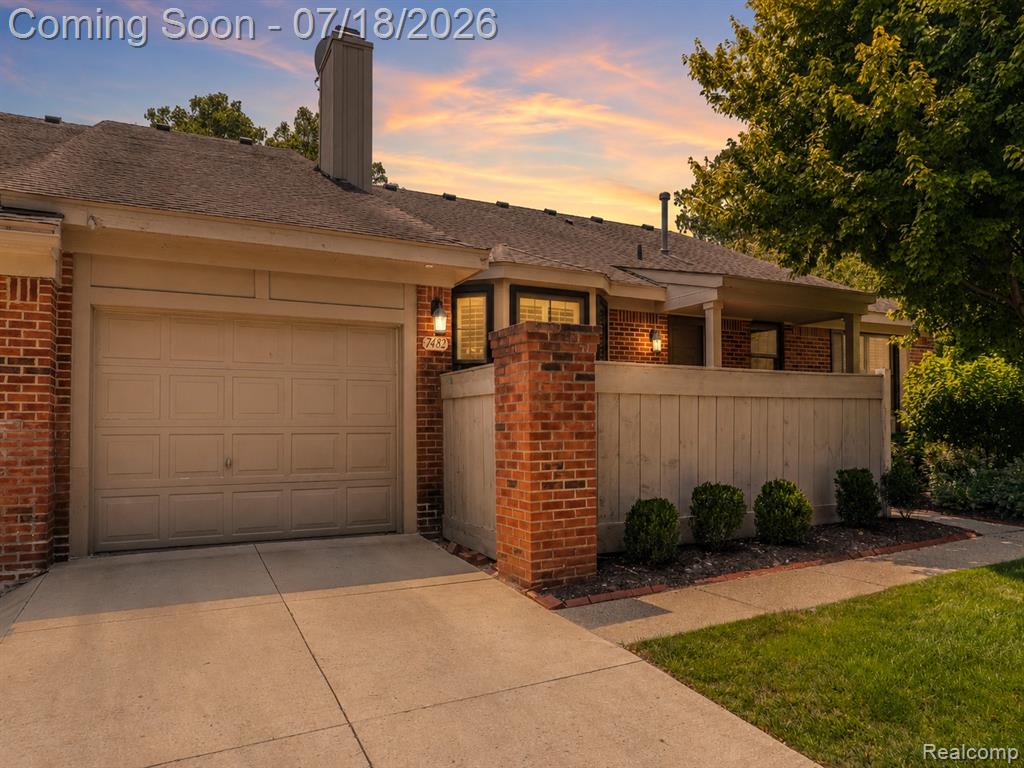 7482 Sheffield Property Photo 1