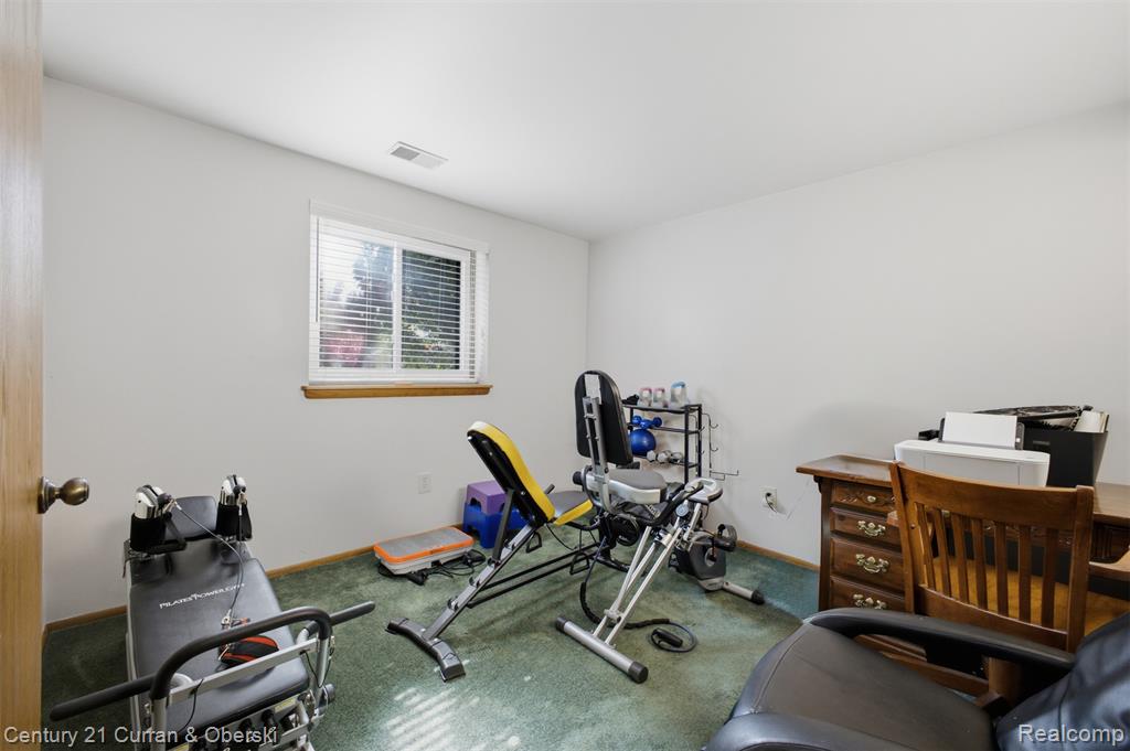 38098 Hixford Place Property Photo 19