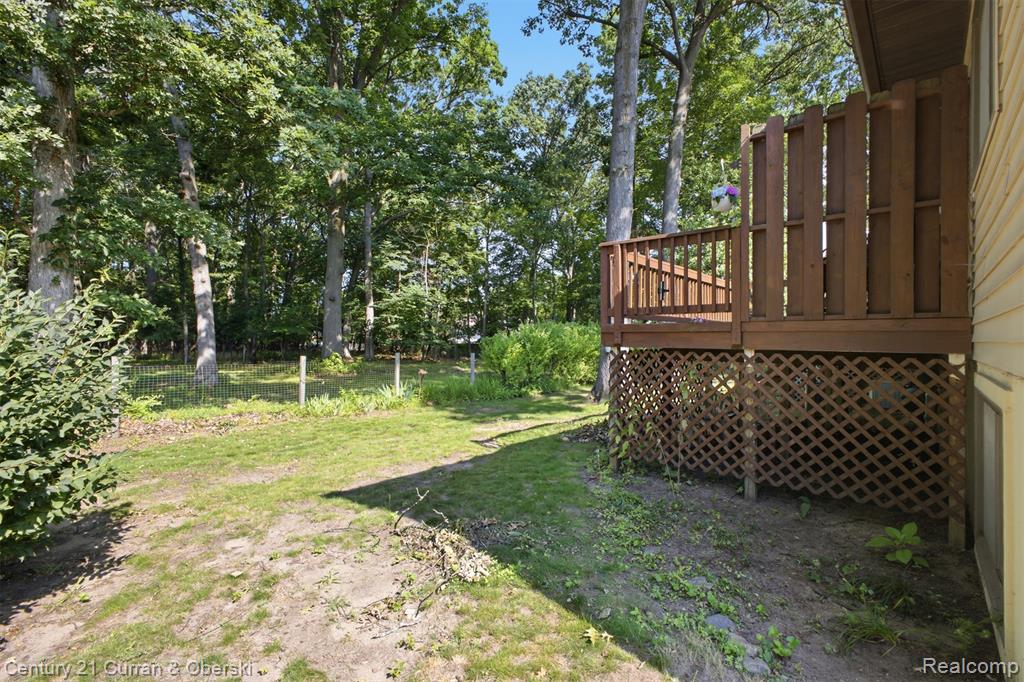 38098 Hixford Place Property Photo 27