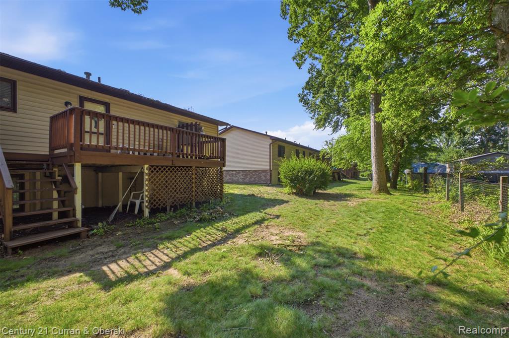 38098 Hixford Place Property Photo 31