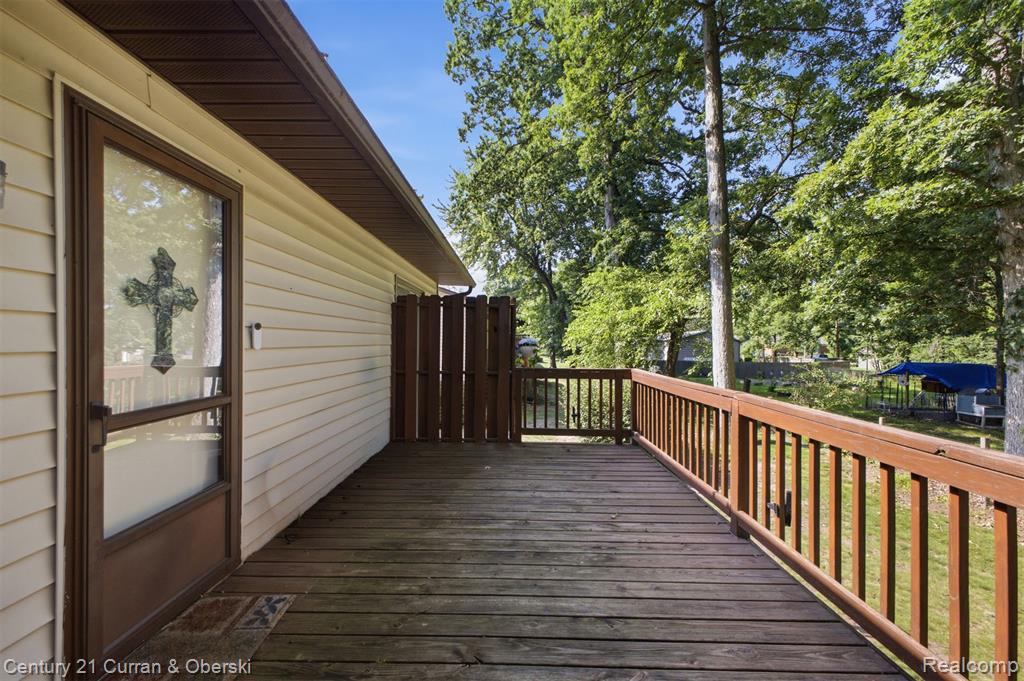 38098 Hixford Place Property Photo 32