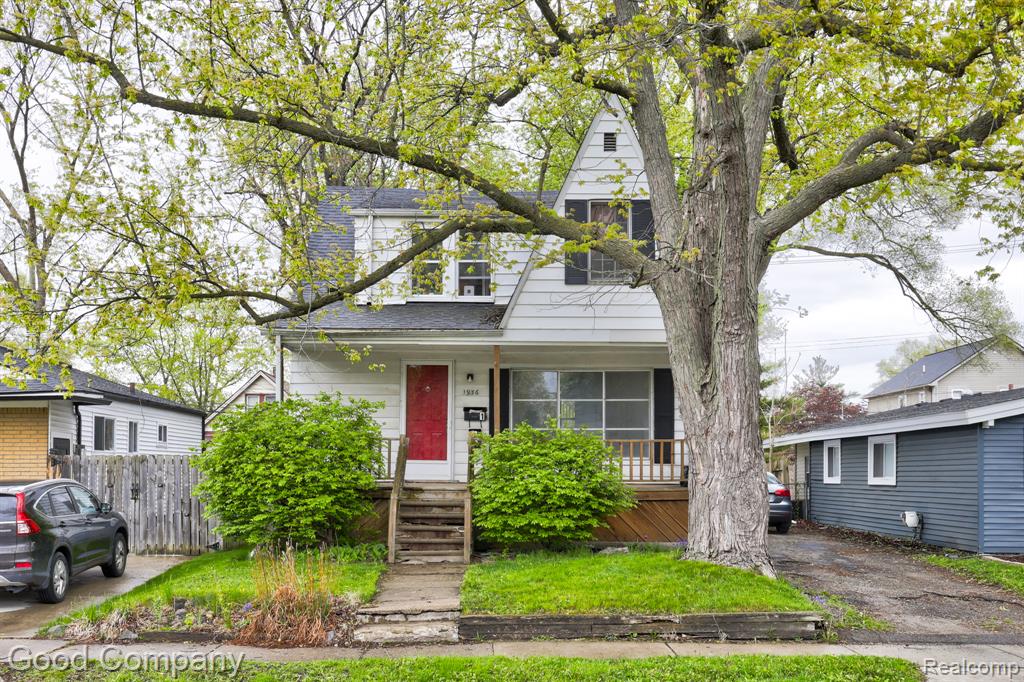 1936 Farrow Street Property Photo 1