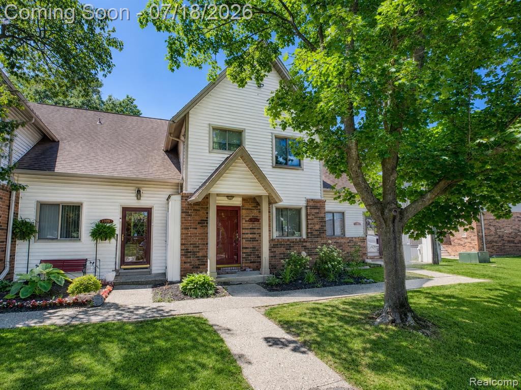 7300 Bluewater Drive Property Photo 6