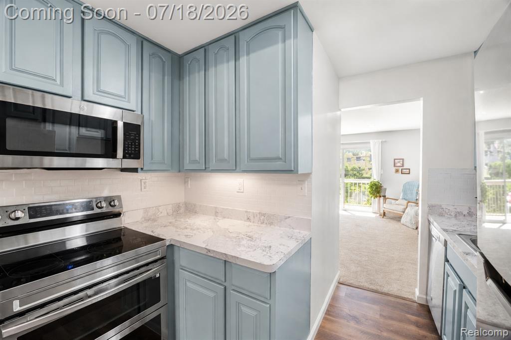 7300 Bluewater Drive Property Photo 11