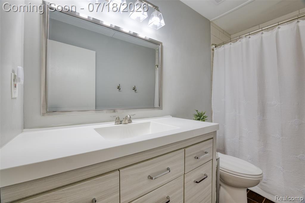 7300 Bluewater Drive Property Photo 20