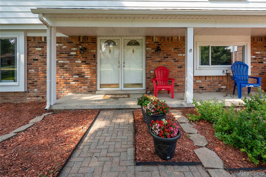 3739 Fife Lane Property Photo 4