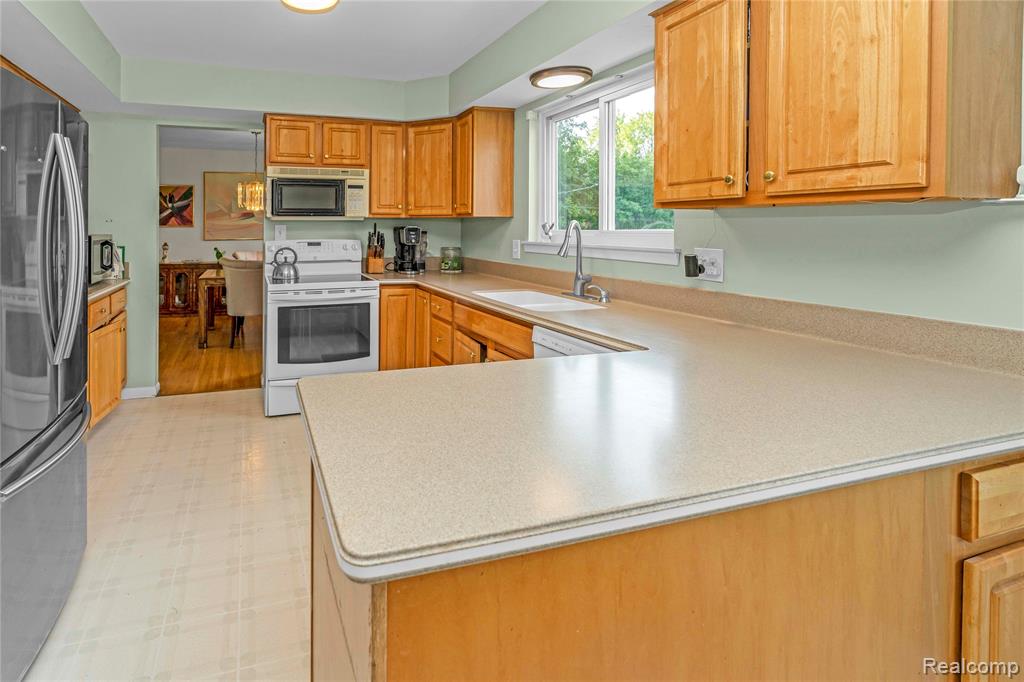 3739 Fife Lane Property Photo 14