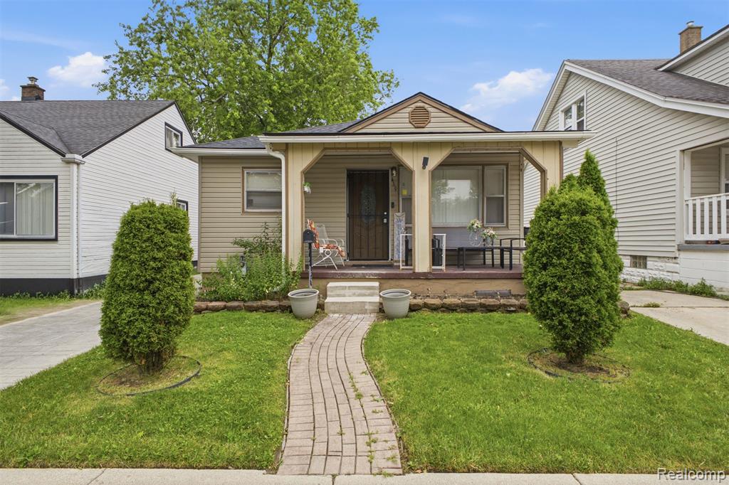 439 Cleveland Avenue Property Photo 1