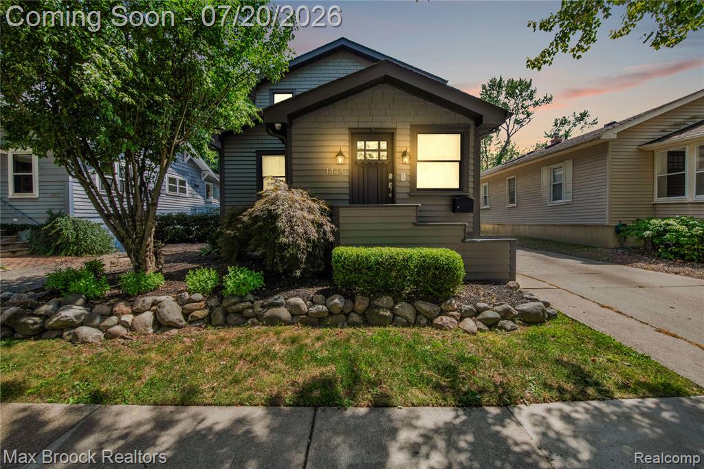 1444 Bennaville Avenue Property Photo 1