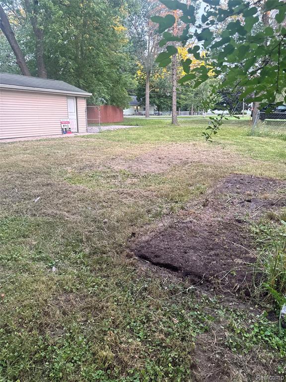 1625 Melinda Street Property Photo 4