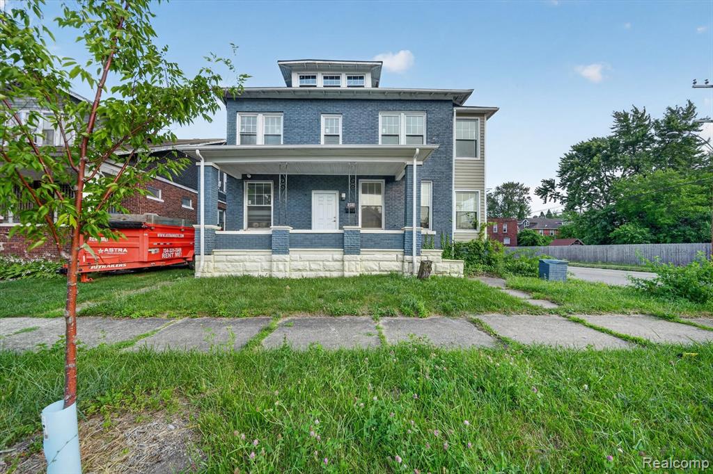 504 Trowbridge Street