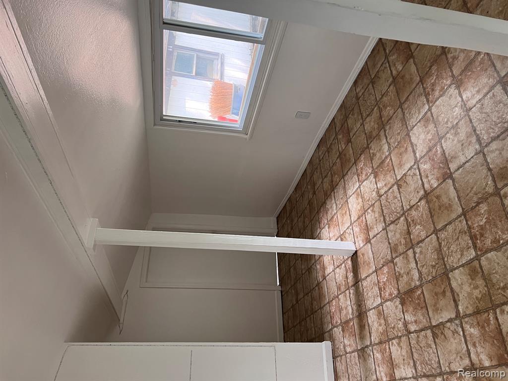 6319 S Washington Avenue Property Photo 13