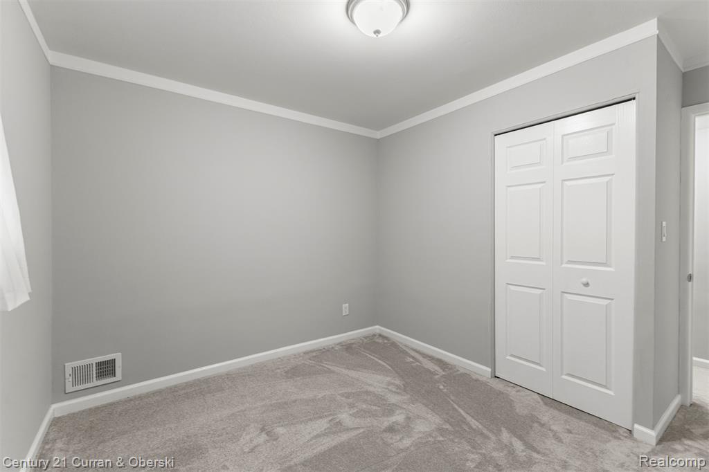 7120 Jackson Avenue Property Photo 8