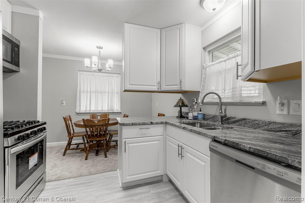 7120 Jackson Avenue Property Photo 16