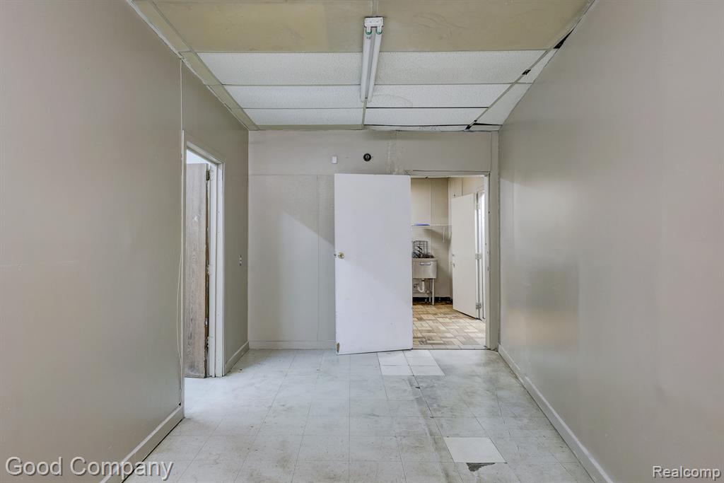 21559 Grand River Avenue Property Photo 22