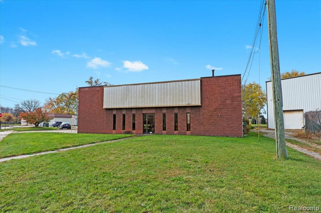 4070 5th Street Property Photo 1