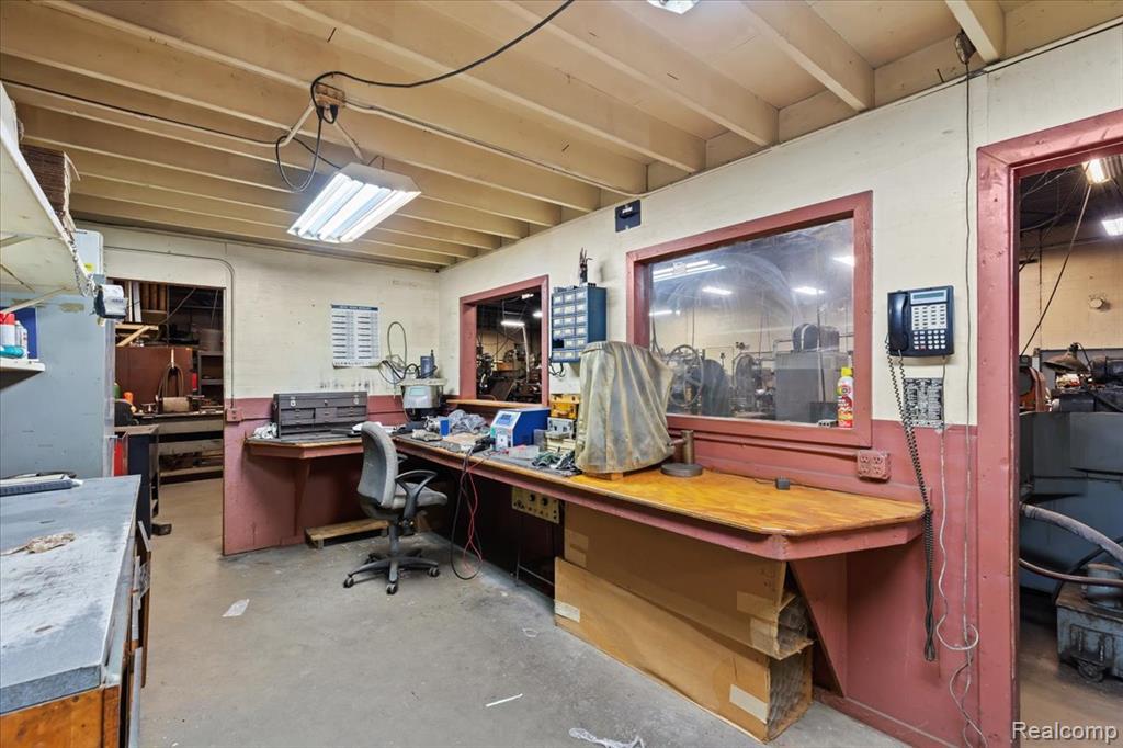 4070 5th Street Property Photo 18