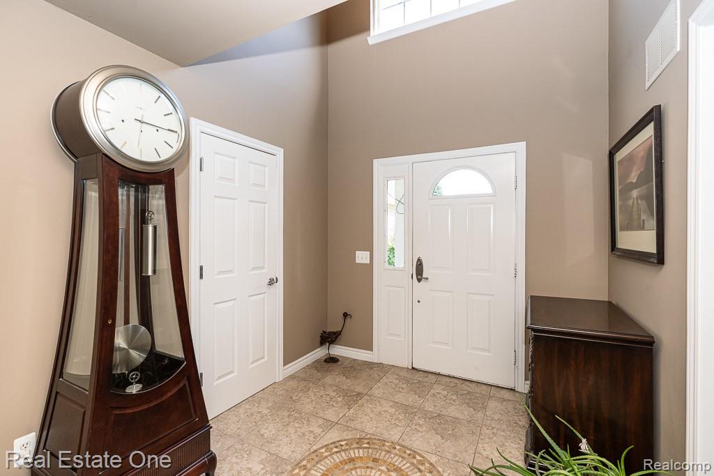 2691 Fox Cove Property Photo 3