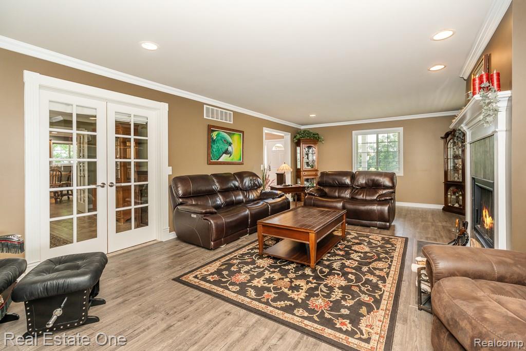 2691 Fox Cove Property Photo 8