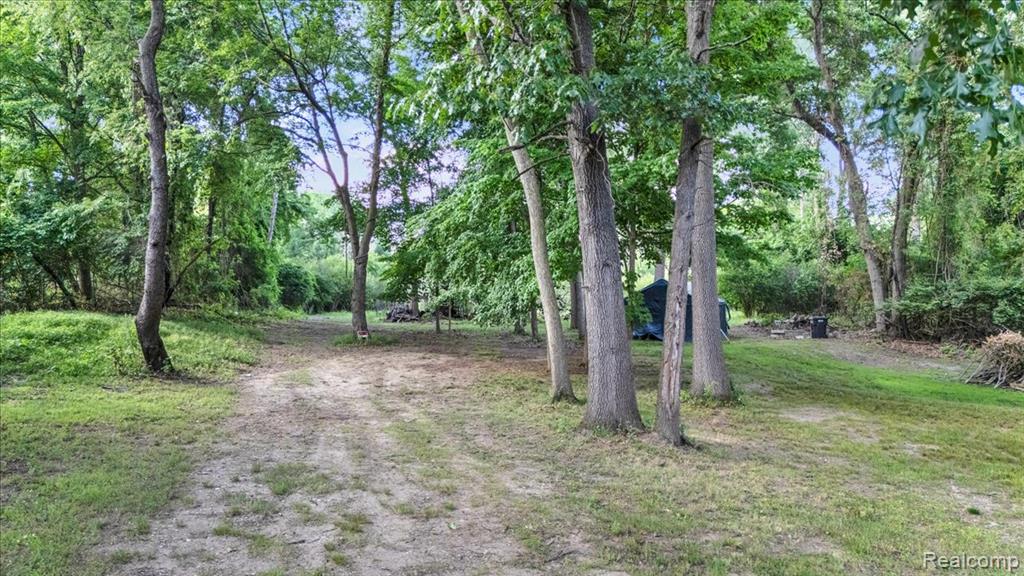 00000 Drahner Property Photo 6