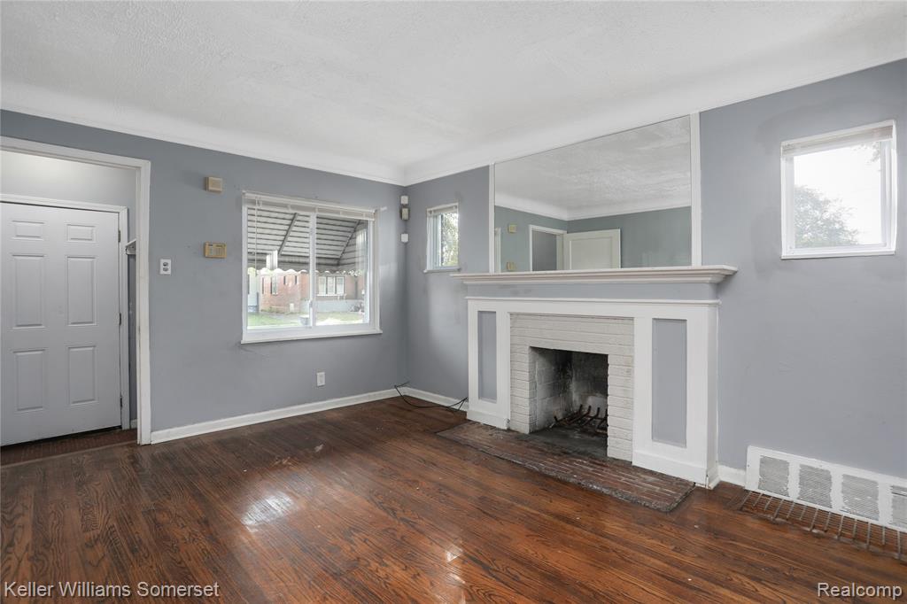 15431 Cruse Street Property Photo 5