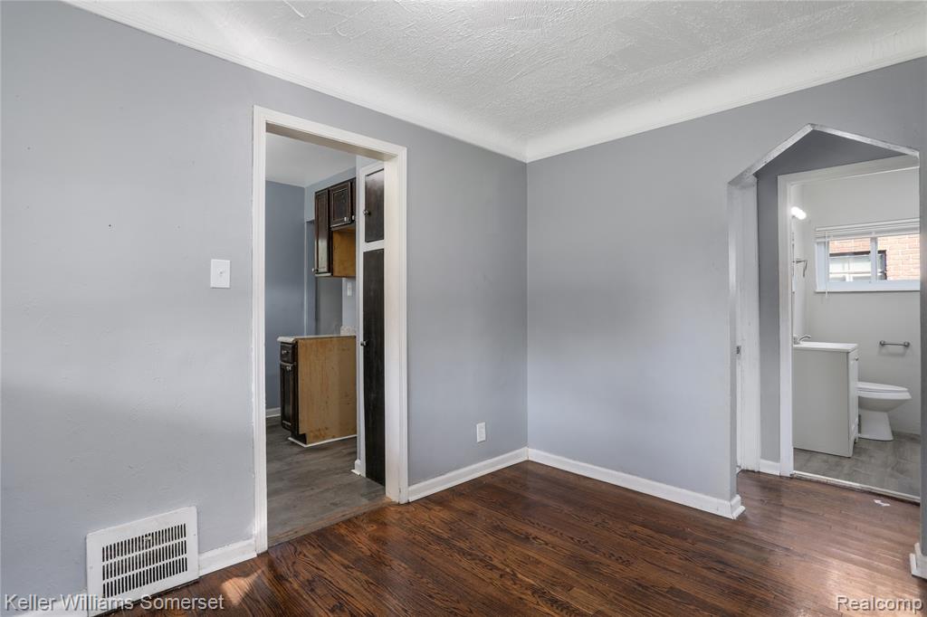 15431 Cruse Street Property Photo 9