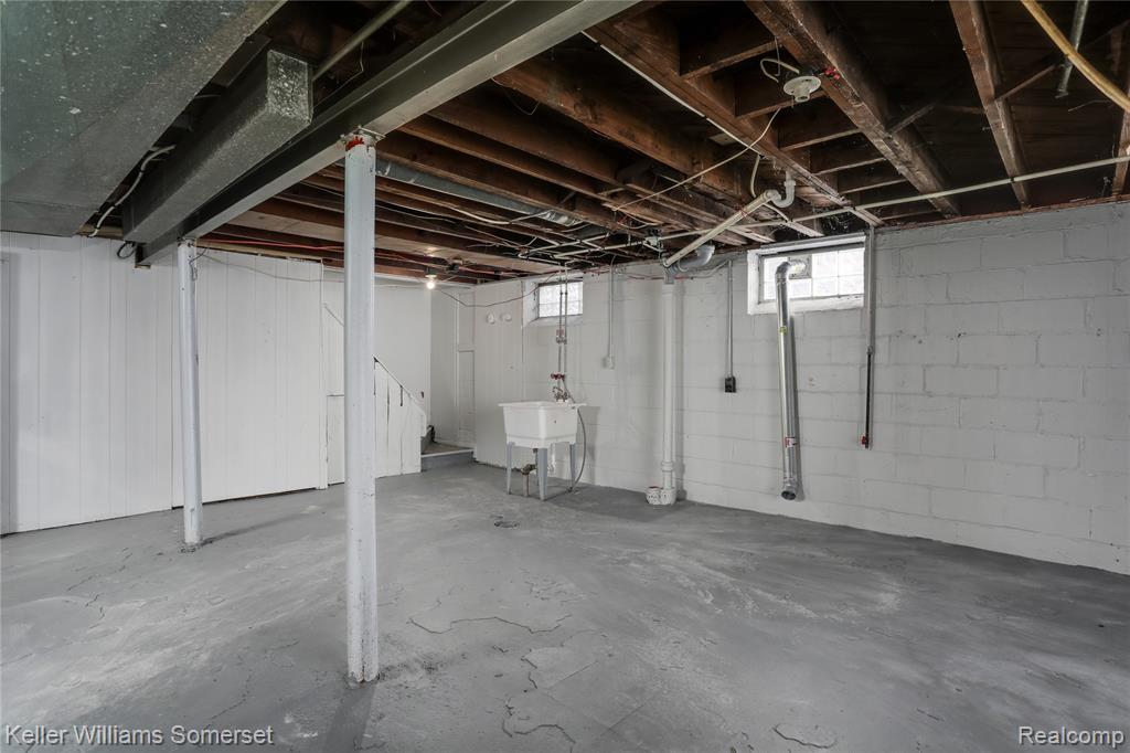 15431 Cruse Street Property Photo 22