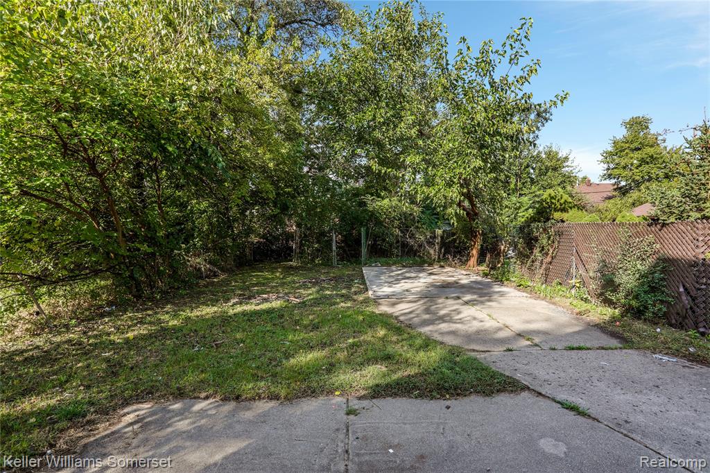 15431 Cruse Street Property Photo 24