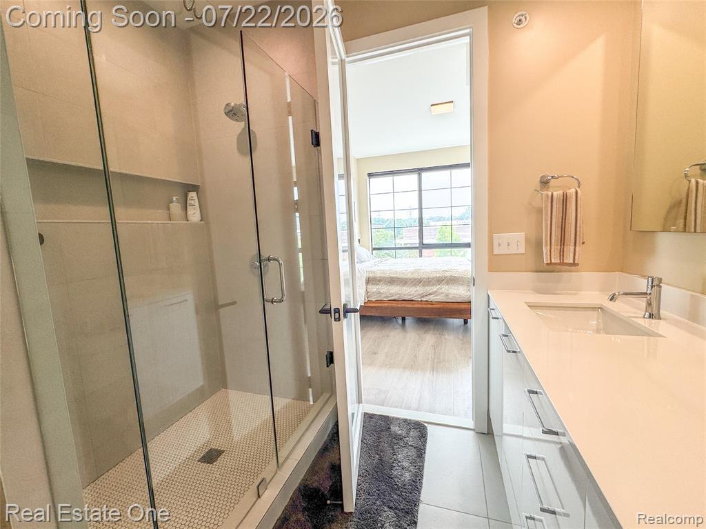 533 E Harrison Avenue Property Photo 19